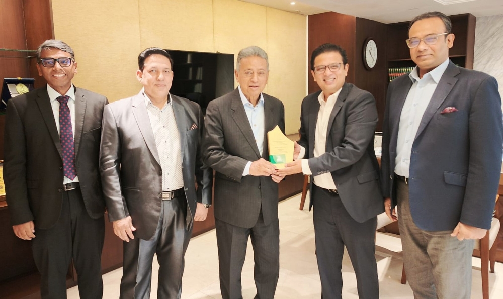 DCCI President called on Finance Minister